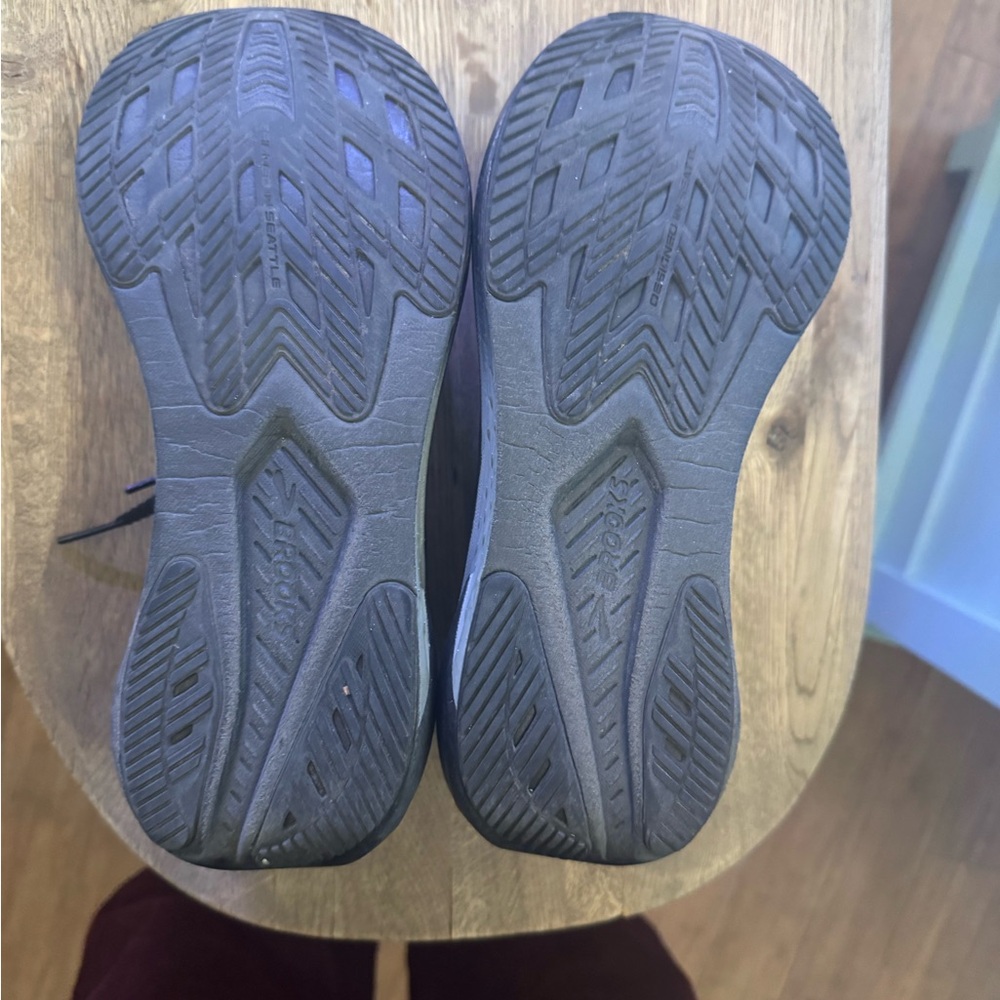 Brooks Hyperion 2 shoes in 7.5